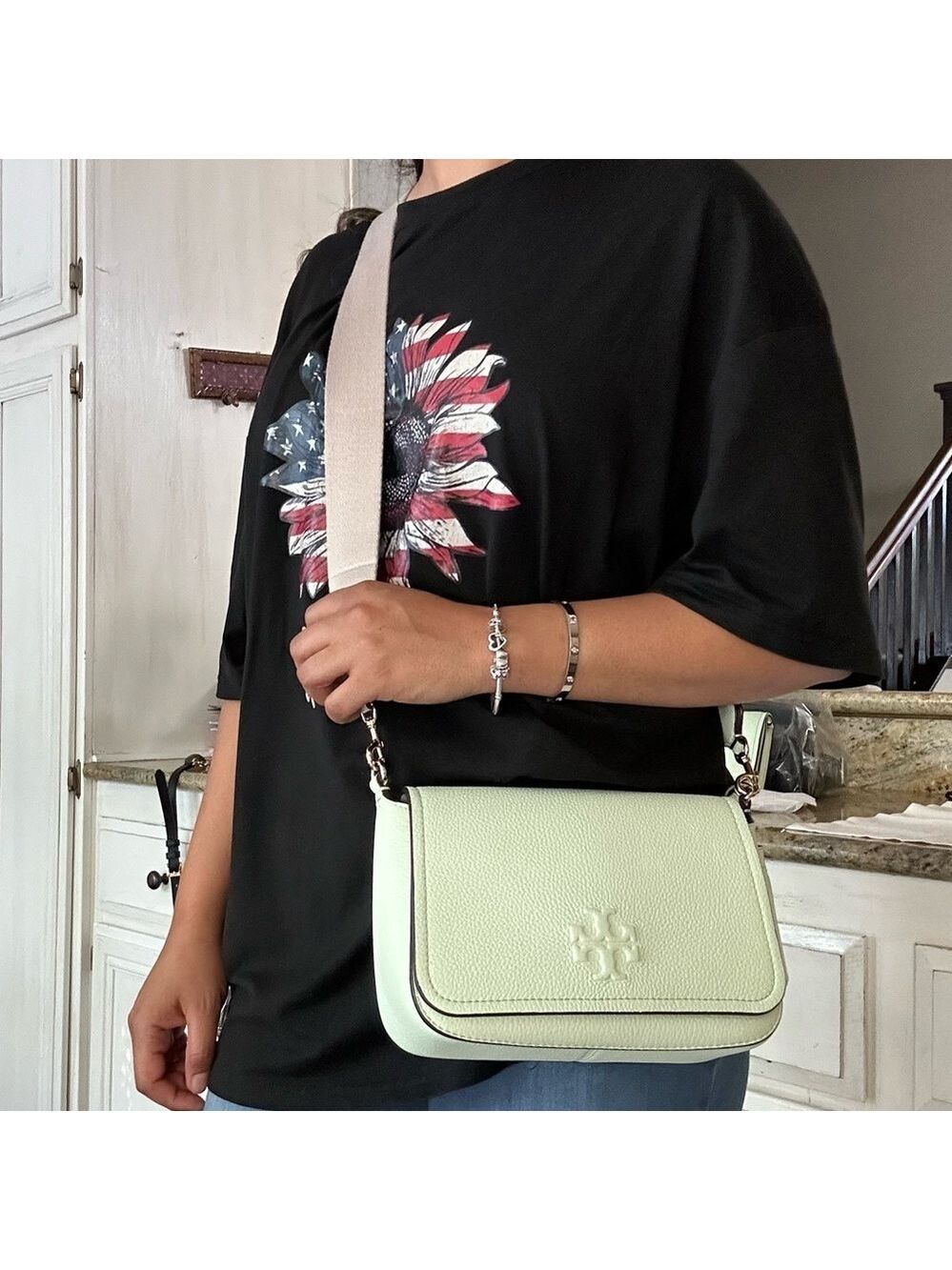 New Tory Burch Thea web flap green mist double straps - Picture 9 of 10